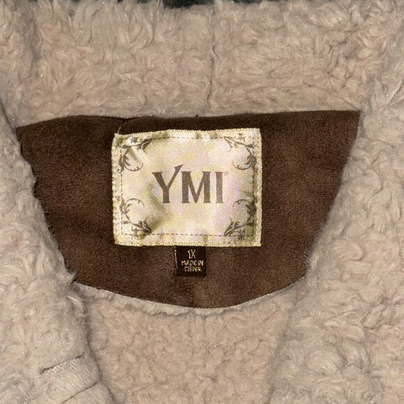 YMI Faux Fur Vest Women's 1X Plus Brown Classic Shawl Collar Pockets Open Front - Picture 4 of 7